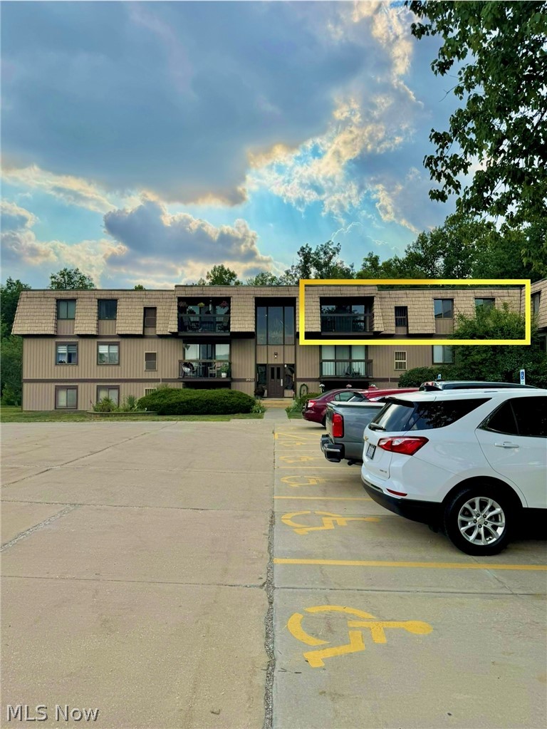 9911 Sunrise Boulevard North Royalton OH 44133