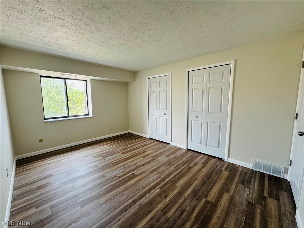 9911 Sunrise Boulevard North Royalton OH 44133