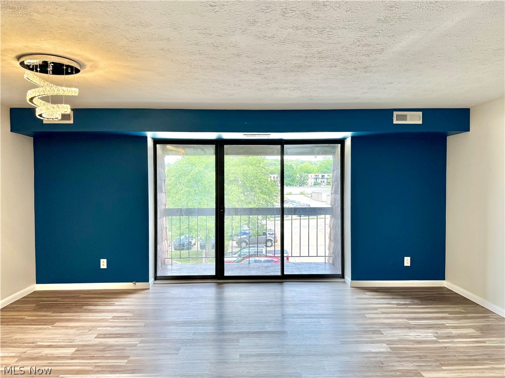 9911 Sunrise Boulevard North Royalton OH 44133