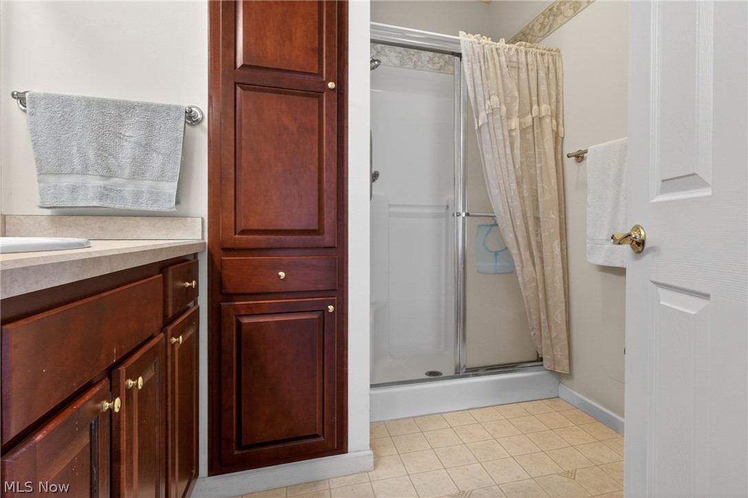 15 Hunters Woods Boulevard Canfield OH 44406