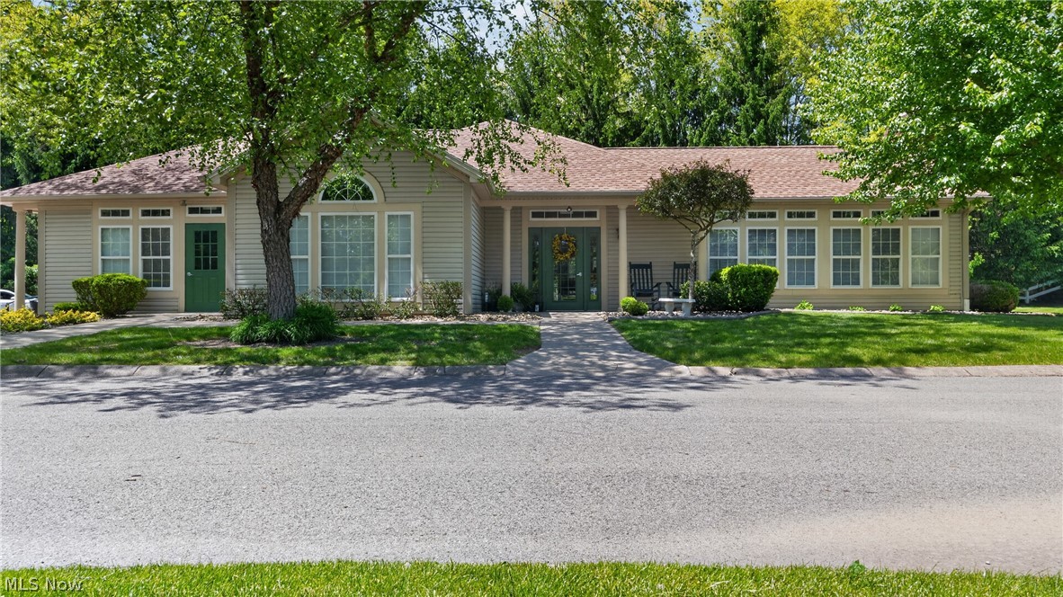 15 Hunters Woods Boulevard Canfield OH 44406
