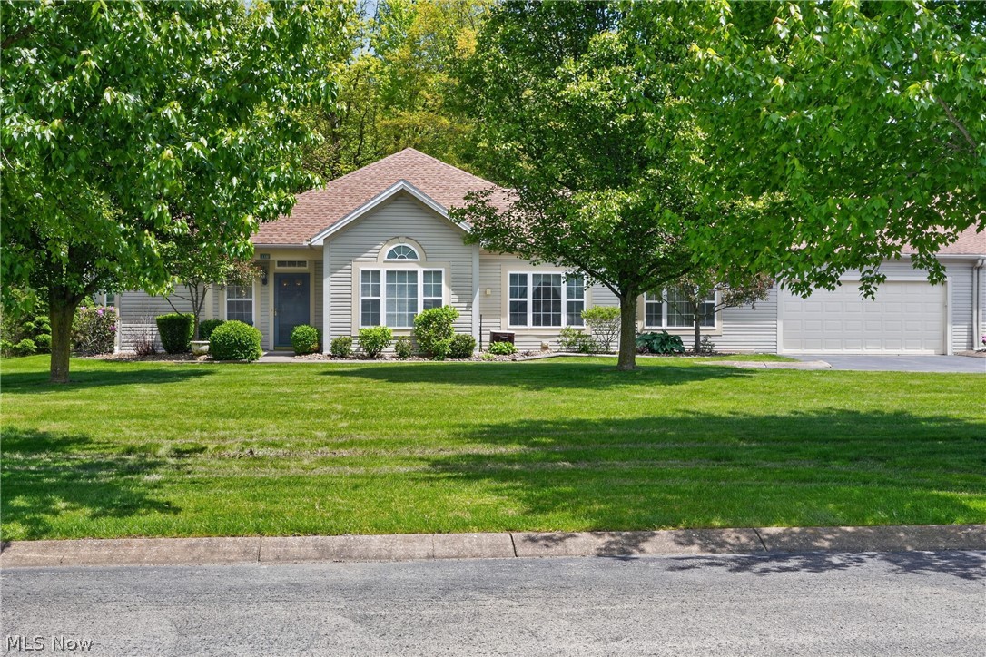 15 Hunters Woods Boulevard Canfield OH 44406