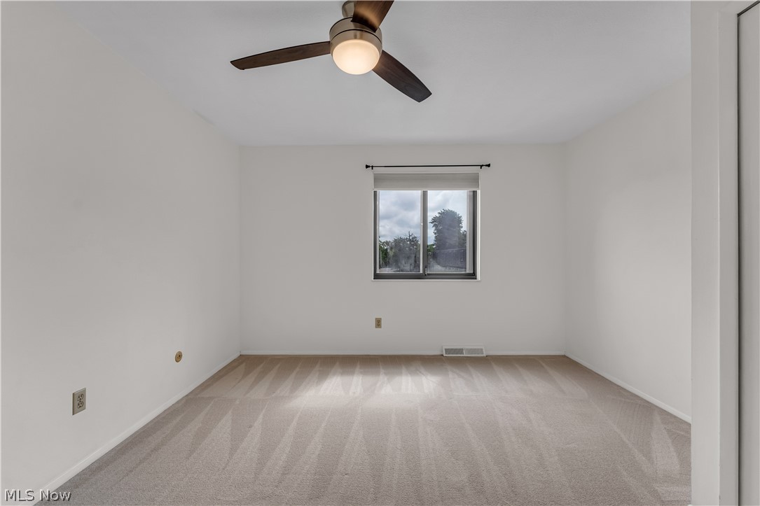 805 Tollis Parkway Broadview Heights OH 44147