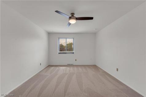 805 Tollis Parkway Broadview Heights OH 44147