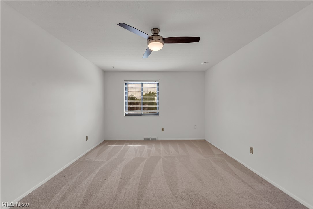 805 Tollis Parkway Broadview Heights OH 44147