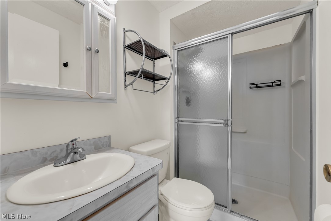 805 Tollis Parkway Broadview Heights OH 44147