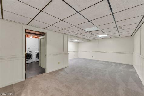 805 Tollis Parkway Broadview Heights OH 44147
