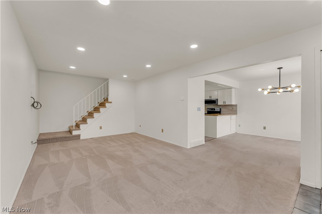 805 Tollis Parkway Broadview Heights OH 44147