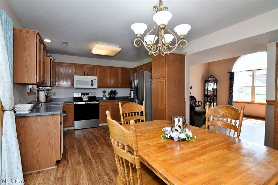 702 Jonquil Lane Madison OH 44057