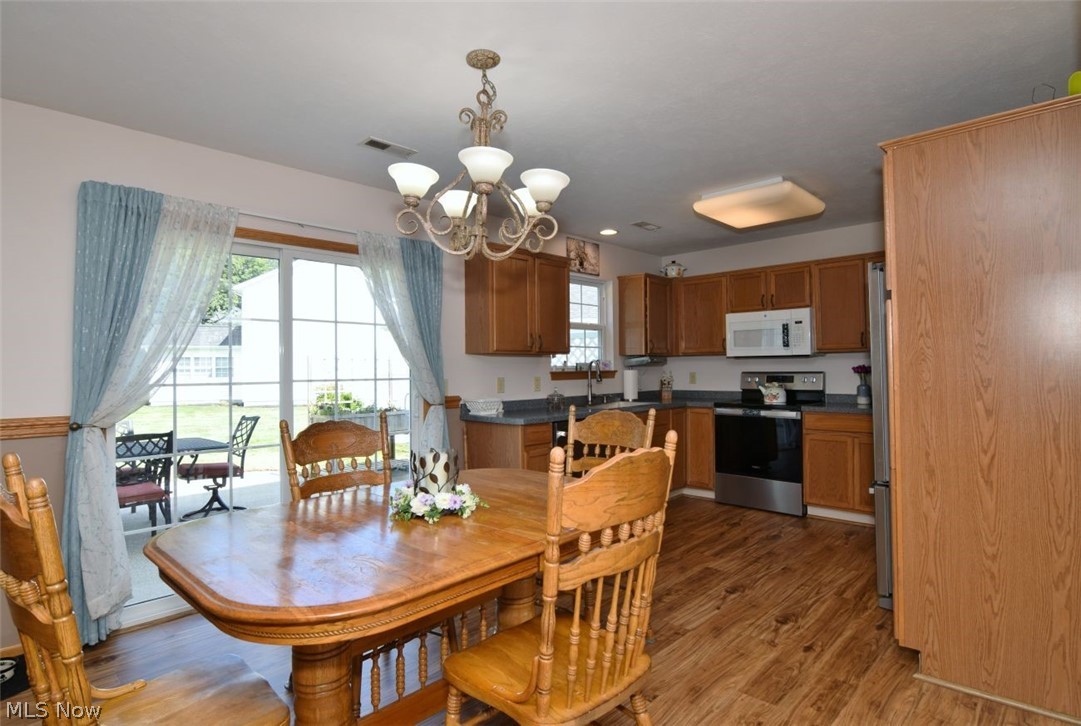 702 Jonquil Lane Madison OH 44057