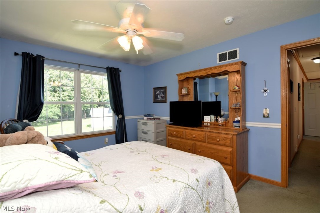 702 Jonquil Lane Madison OH 44057