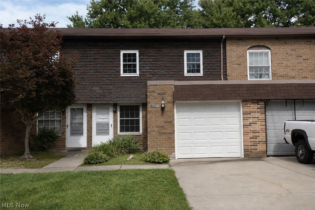 13956 Oakbrook Drive North Royalton OH 44133