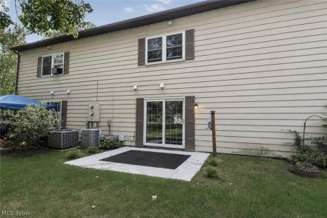 13956 Oakbrook Drive North Royalton OH 44133