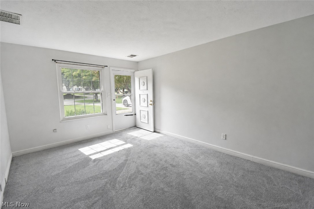 13956 Oakbrook Drive North Royalton OH 44133