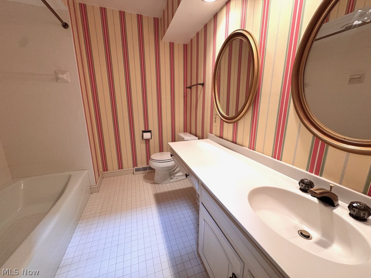 3835 Acorn Trail Orange OH 44022