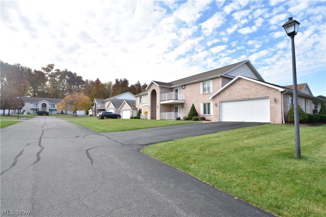 841 Auburn Hills Drive Boardman OH 44512