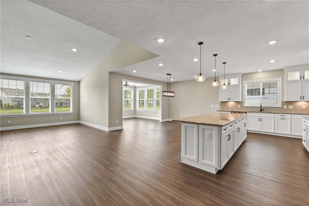 670 Innisbrook Lane Avon Lake OH 44012