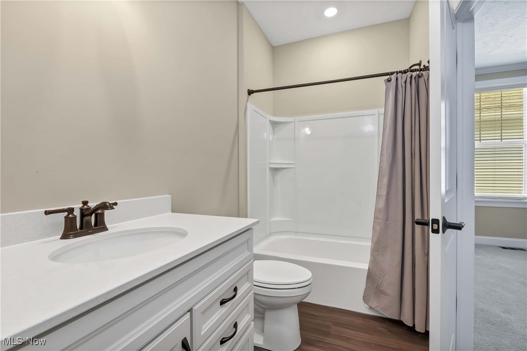 670 Innisbrook Lane Avon Lake OH 44012