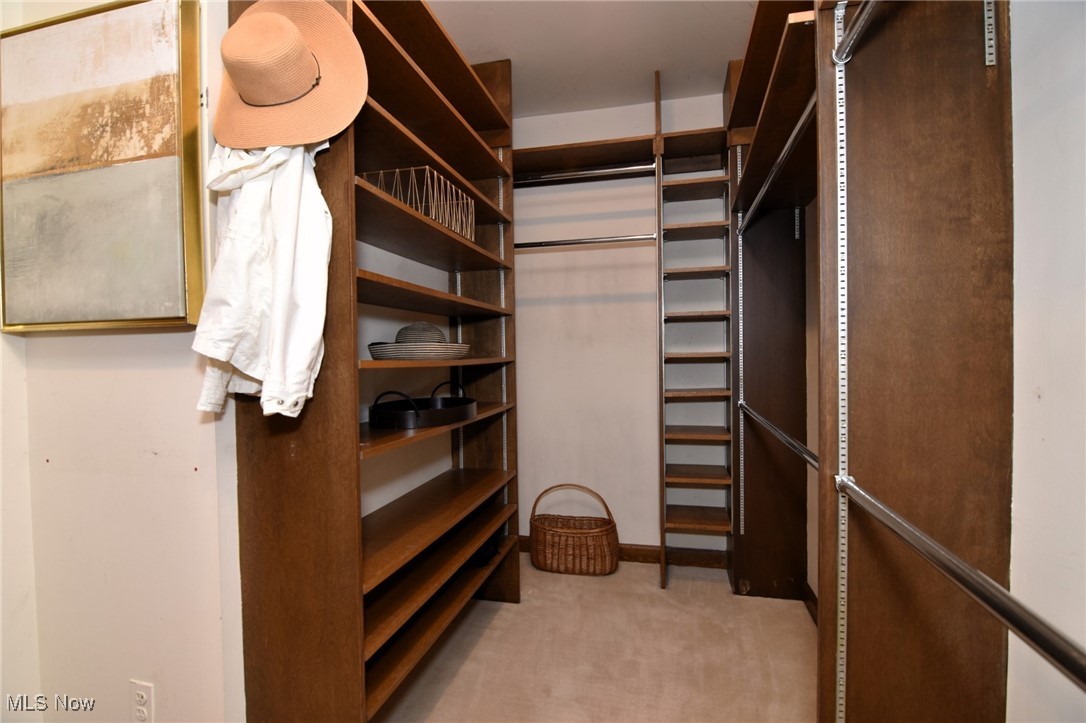 5200 Three Village Drive Lyndhurst OH 44124