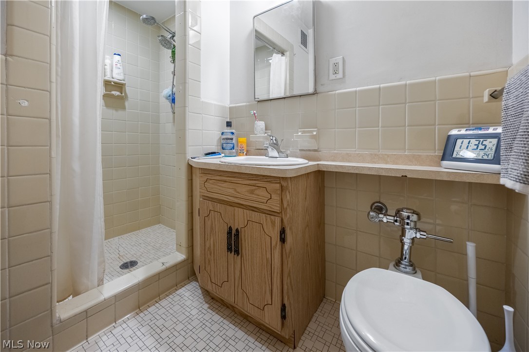 13800 Fairhill Road Shaker Heights OH 44120