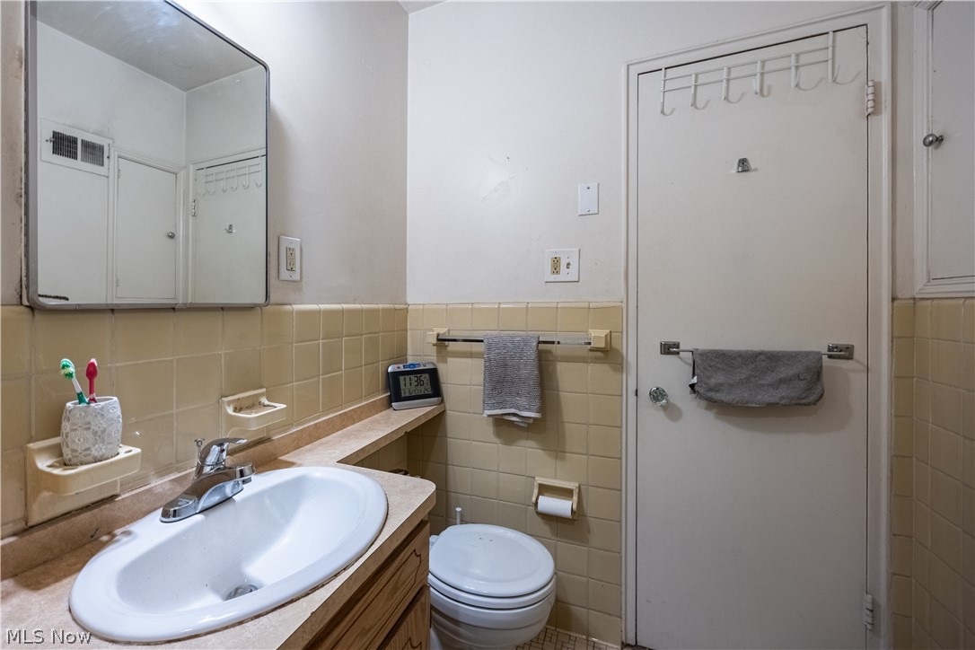 13800 Fairhill Road Shaker Heights OH 44120