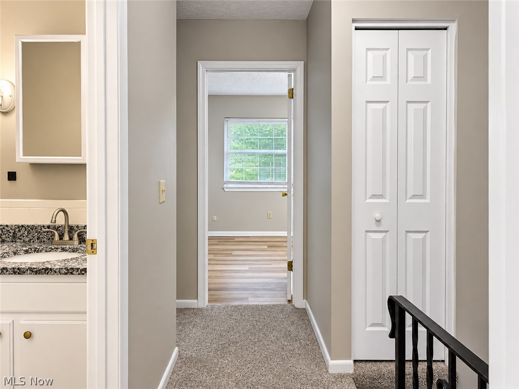 290 Lincoln Street SW Hartville OH 44632