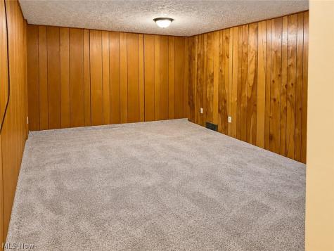 290 Lincoln Street SW Hartville OH 44632