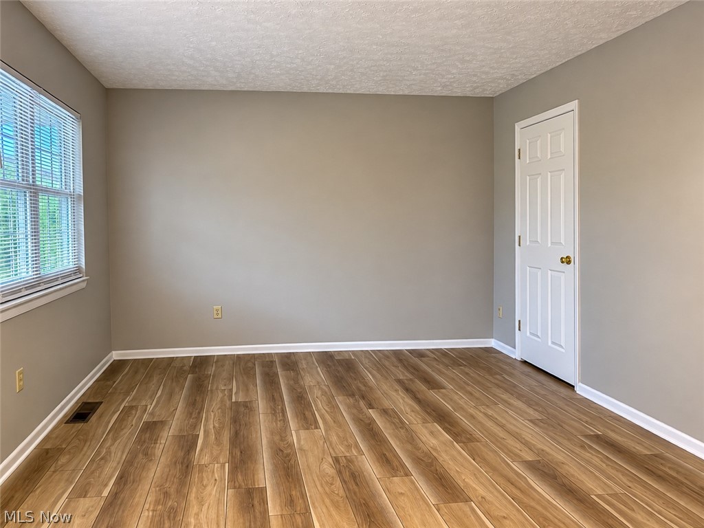 290 Lincoln Street SW Hartville OH 44632