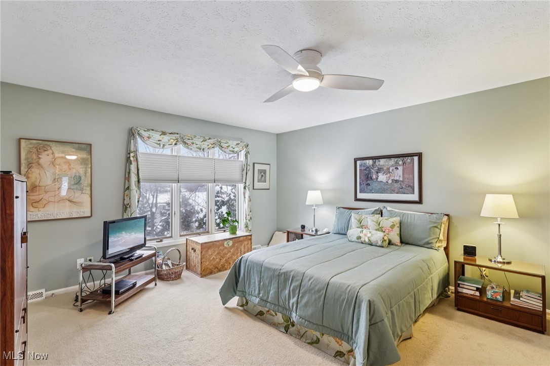 3825-3 Acorn Trail Chagrin Falls OH 44022