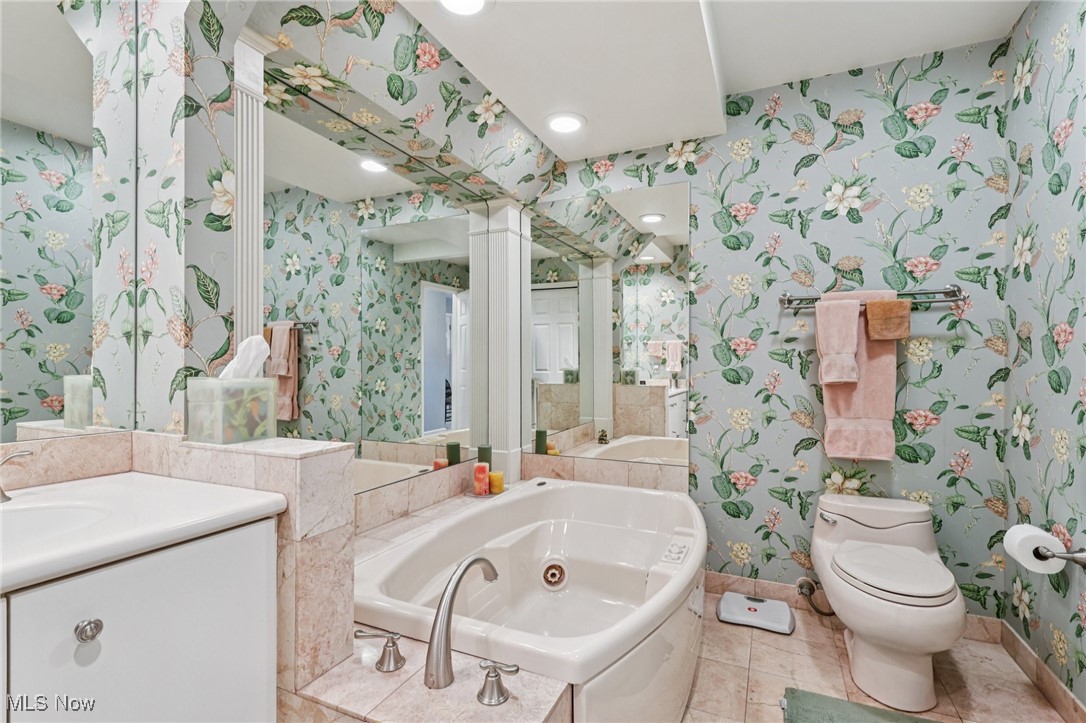 3825-3 Acorn Trail Chagrin Falls OH 44022