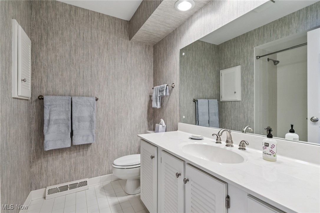 3825-3 Acorn Trail Chagrin Falls OH 44022