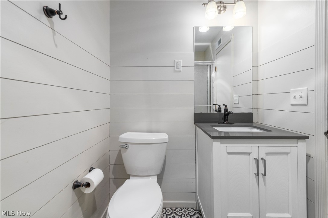 18501 Hilliard Boulevard Rocky River OH 44116