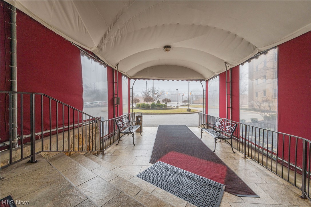 18501 Hilliard Boulevard Rocky River OH 44116