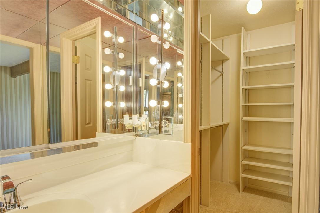 3835 Acorn Trail Orange OH 44022