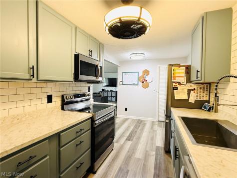 9731 Sunrise Boulevard North Royalton OH 44133