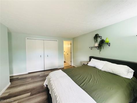 9731 Sunrise Boulevard North Royalton OH 44133