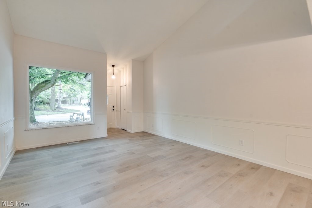 9668 Abbeyshire Way Mentor OH 44060