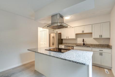 9668 Abbeyshire Way Mentor OH 44060