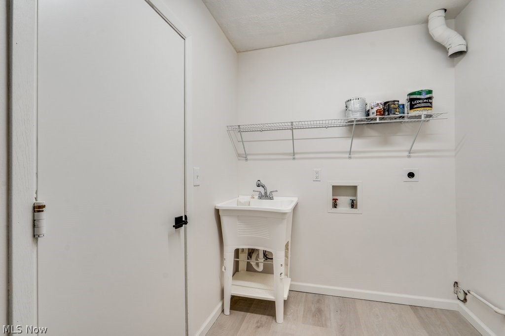 9668 Abbeyshire Way Mentor OH 44060