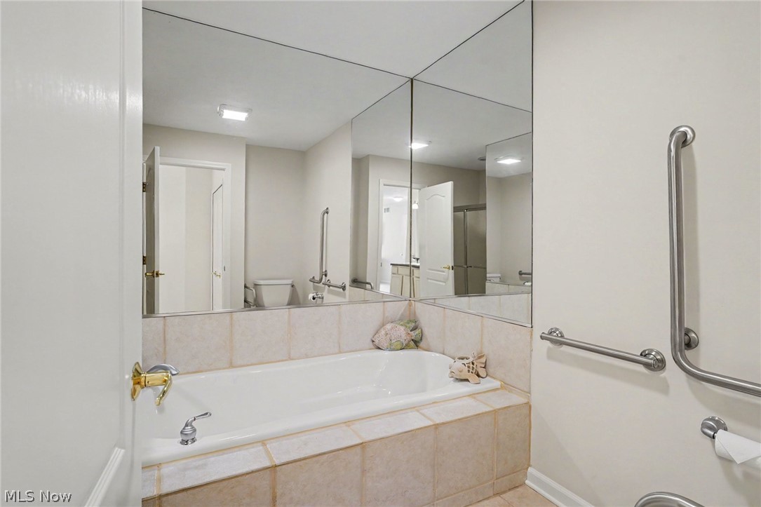 959 Grand View Lane Aurora OH 44202