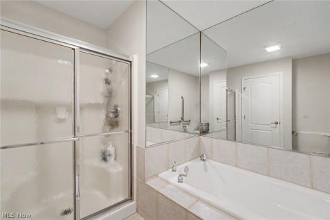 959 Grand View Lane Aurora OH 44202
