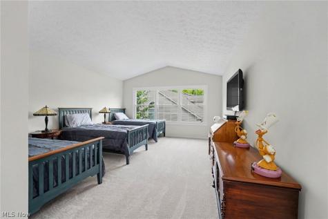 959 Grand View Lane Aurora OH 44202
