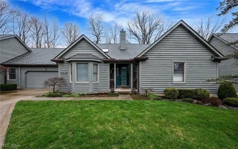 9083 Woodcrest Drive Brecksville OH 44141