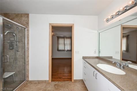 9083 Woodcrest Drive Brecksville OH 44141