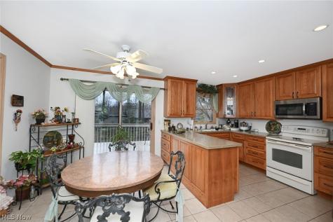 9083 Woodcrest Drive Brecksville OH 44141