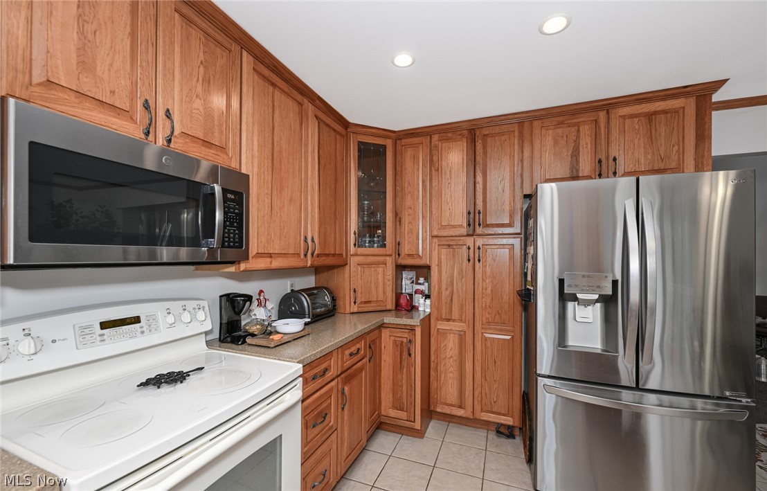 9083 Woodcrest Drive Brecksville OH 44141