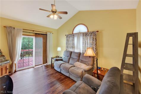 801 Gardenstone Circle Tallmadge OH 44278