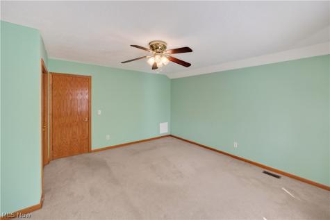 801 Gardenstone Circle Tallmadge OH 44278