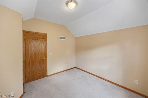 801 Gardenstone Circle Tallmadge OH 44278