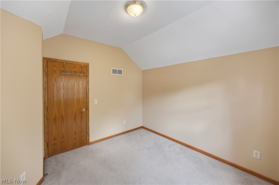 801 Gardenstone Circle Tallmadge OH 44278